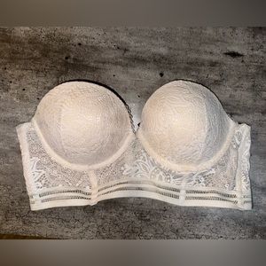 Victorias Secret White Strapless Lace Bra